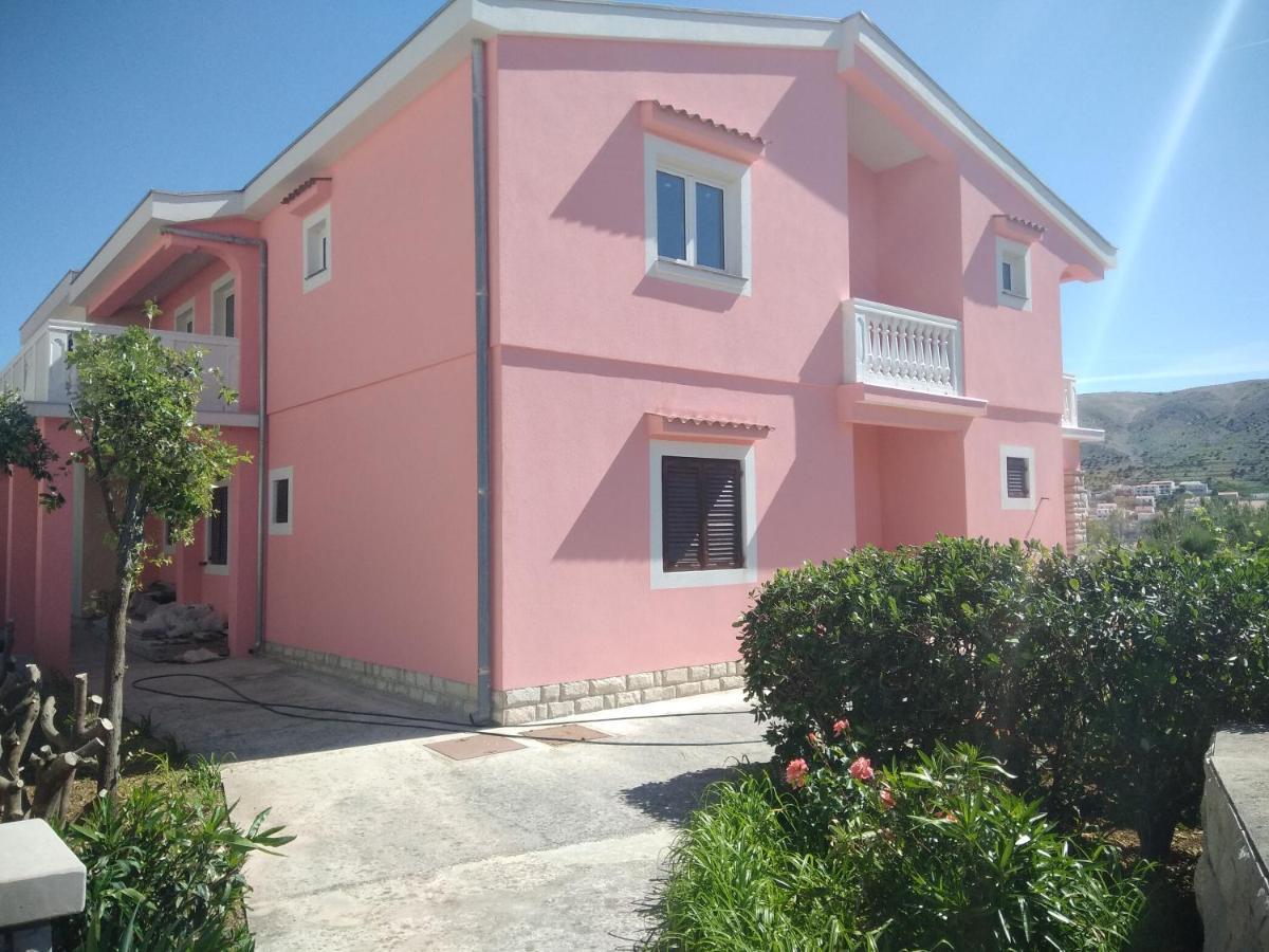 Apartmani Peko 帕格 外观 照片