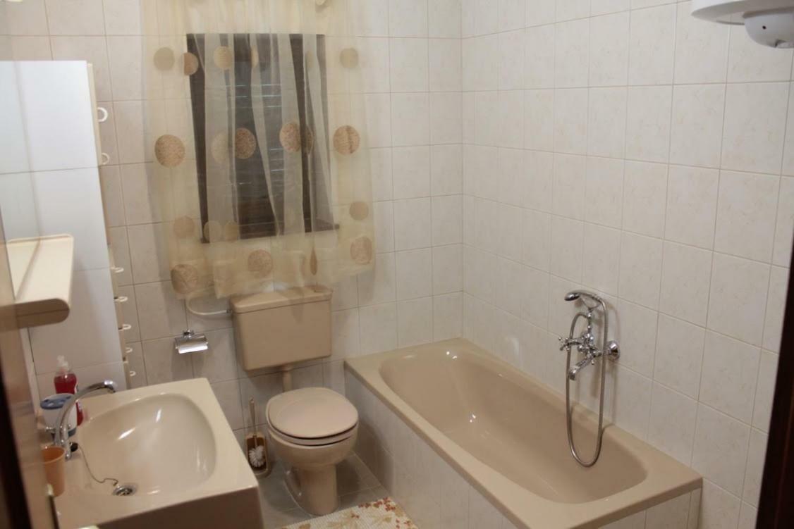 Apartmani Peko 帕格 外观 照片