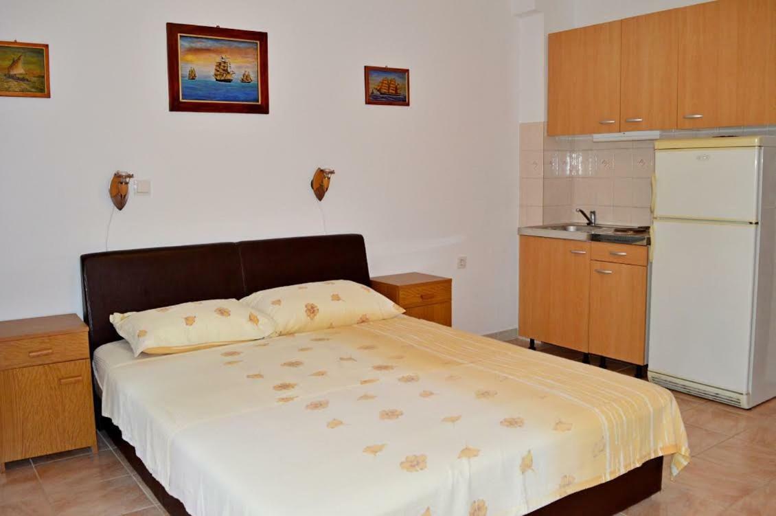 Apartmani Peko 帕格 外观 照片
