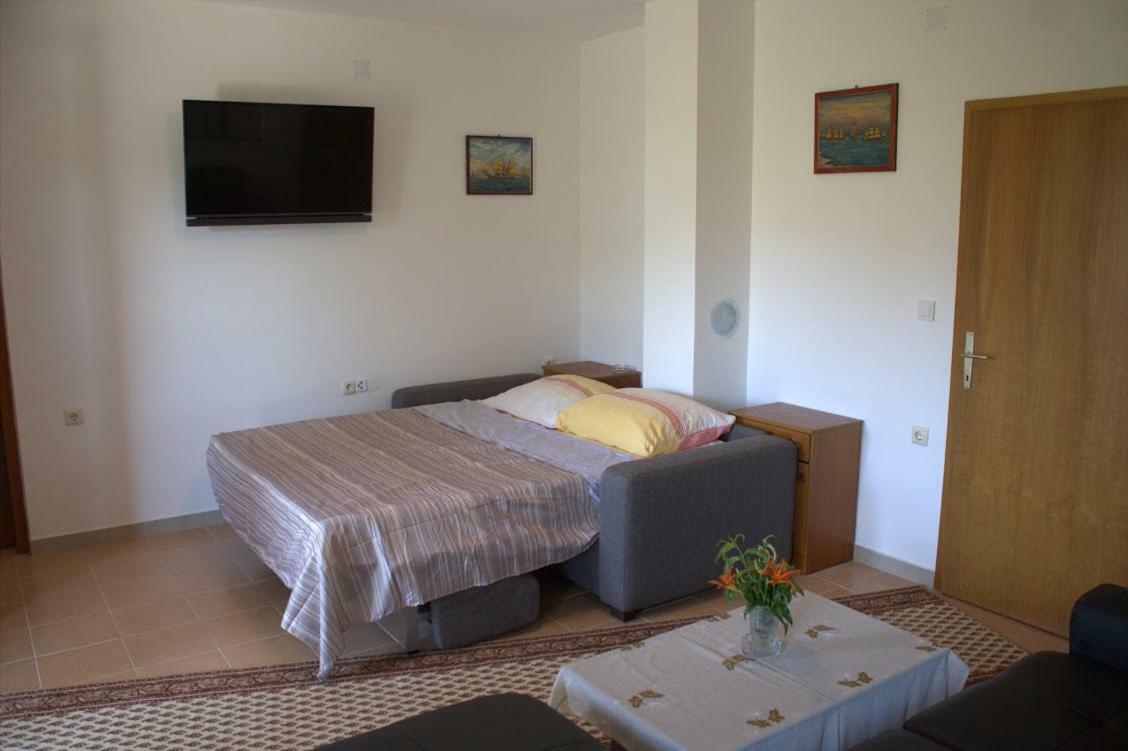 Apartmani Peko 帕格 外观 照片