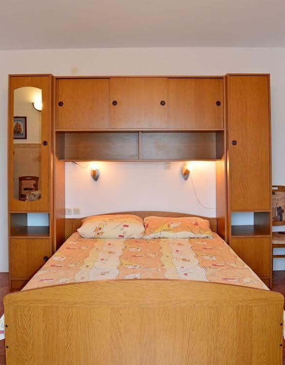 Apartmani Peko 帕格 外观 照片