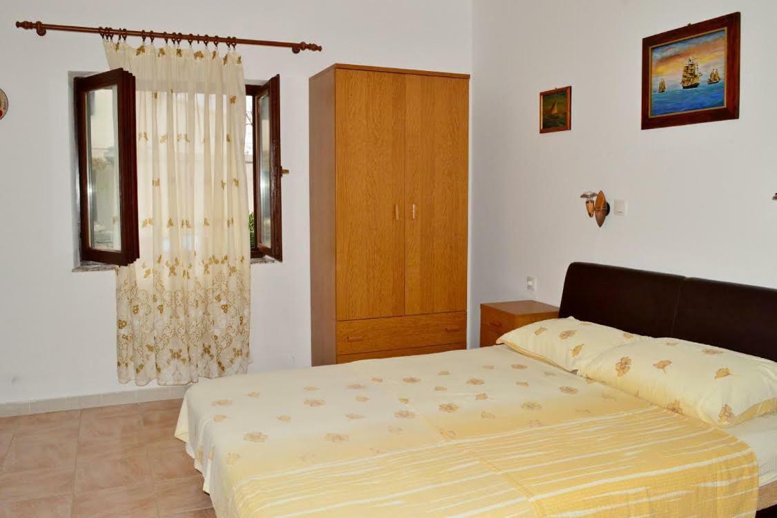 Apartmani Peko 帕格 外观 照片
